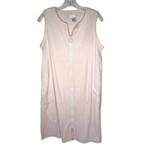 Lord and Taylor Small pink/white cotton Small Zipper Front Robe 88h